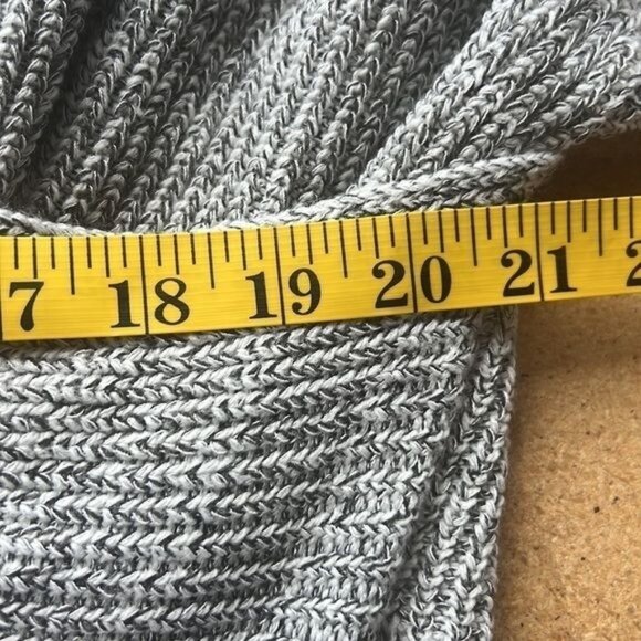Astr The Label Gray Wrap Front Knit Sweater Lightweight Long Sleeve Womens Sz S - Picture 6 of 8